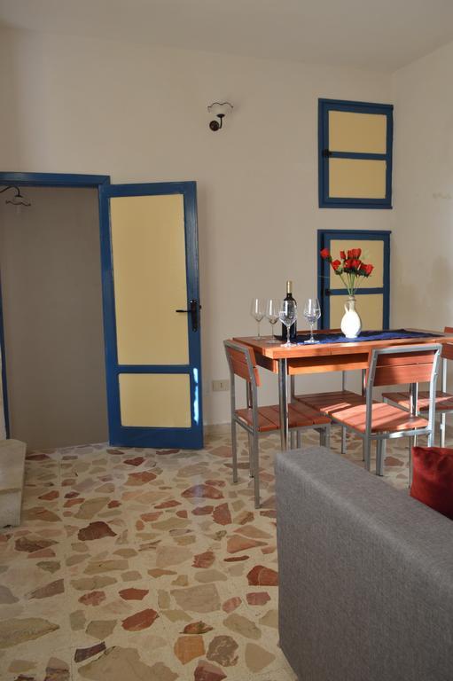 Don Vito'S Apartments Castellammare del Golfo Kamer foto