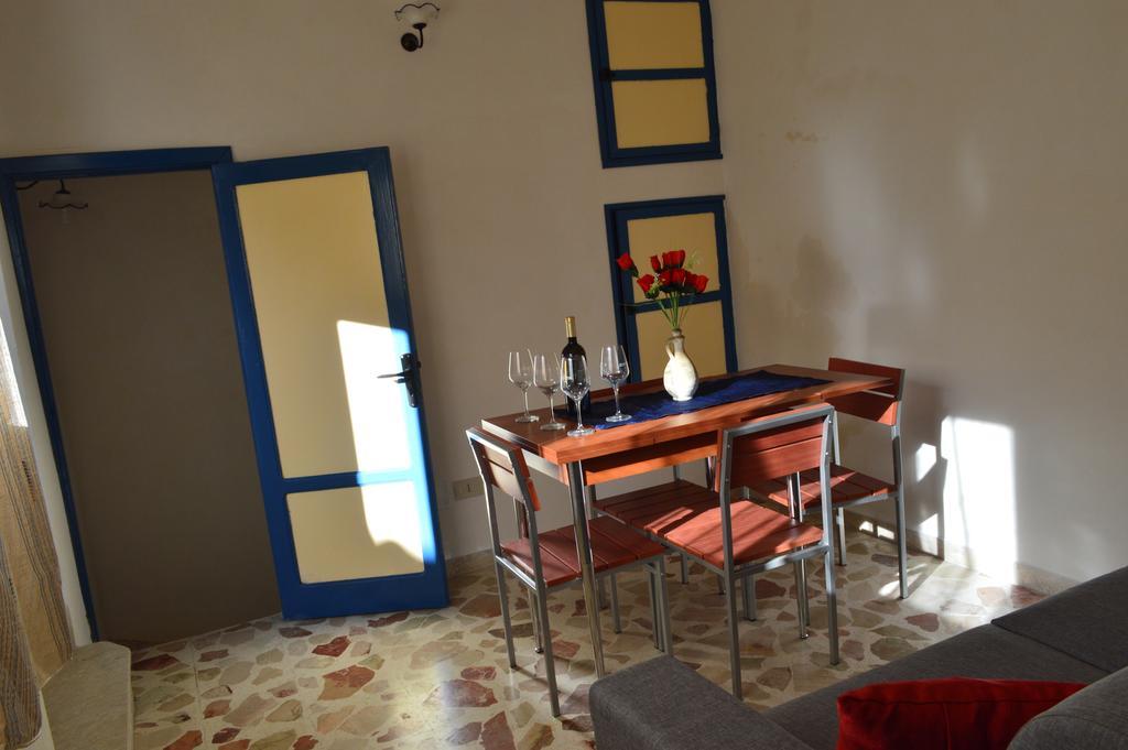 Don Vito'S Apartments Castellammare del Golfo Kamer foto