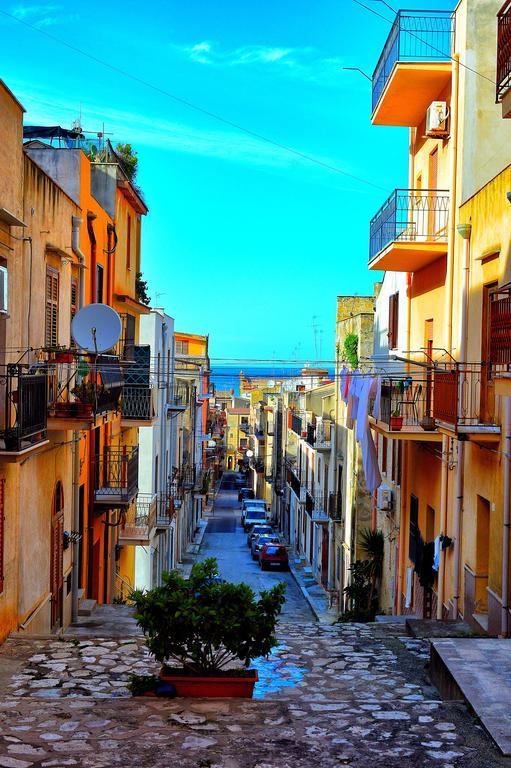 Don Vito'S Apartments Castellammare del Golfo Kamer foto