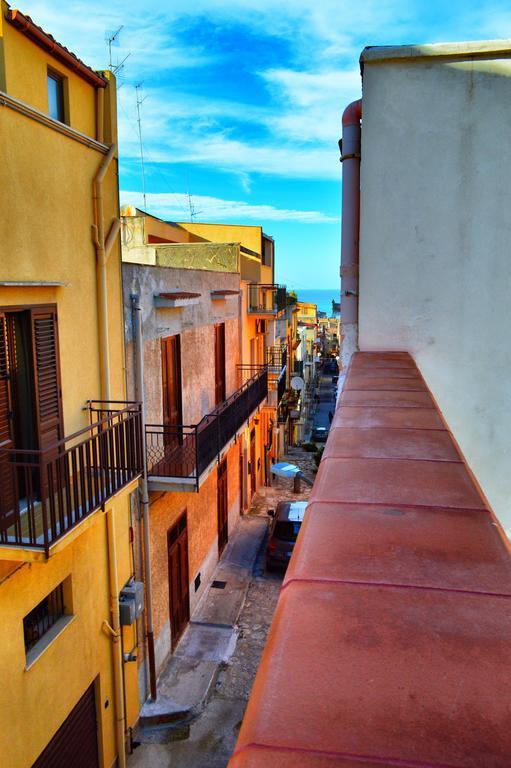 Don Vito'S Apartments Castellammare del Golfo Kamer foto